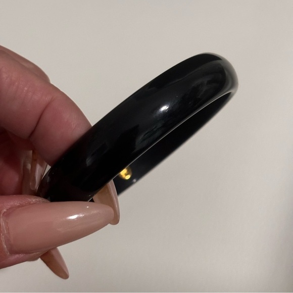 Joan Rivers vintage acrylic signed bracelet black - Picture 4 of 5